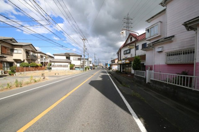 【その他】 | 久喜市鷲宮四丁目土地 | 南側前面道路（加須・幸手線　東方向）