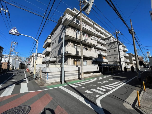 プラムハイツの外観