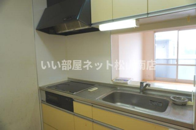 【キッチン】 | エヴァグリーン南斎院