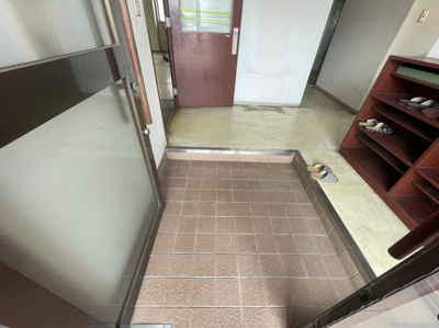 【玄関】 | 城山町　貸工場