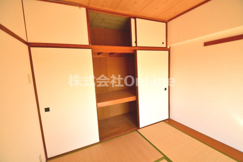 西岩崎コーポの収納