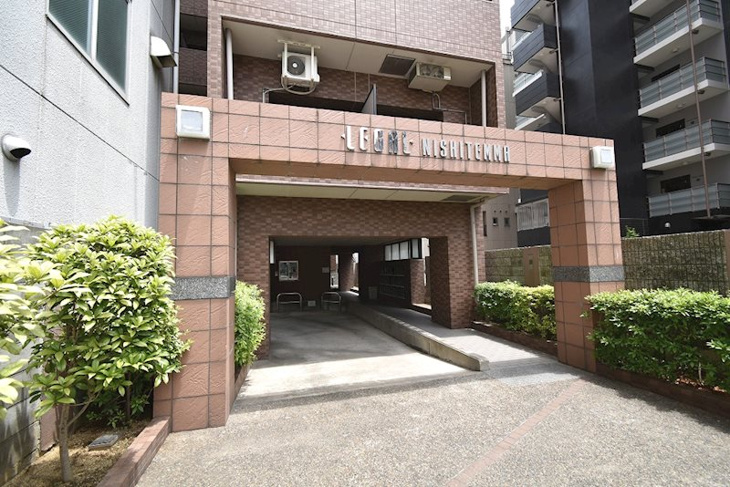 【エントランス】リーガル西天満 