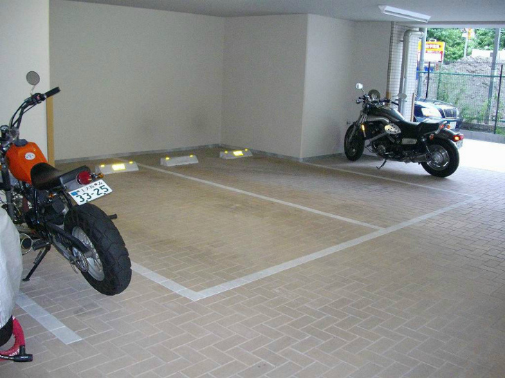 【駐車場】リーガル西天満 