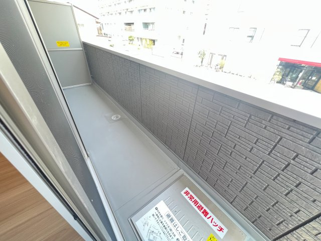 サントリーニのバルコニー|高崎、前橋のお部屋探しはエンドスケープまで！お客様の理想お聞かせ下さい♪