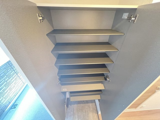 サントリーニの収納|高崎、前橋のお部屋探しはエンドスケープまで！お客様の理想お聞かせ下さい♪