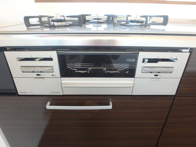 R5年リノベ東町借家のキッチン|東町　借家2F　1LDK　キッチン