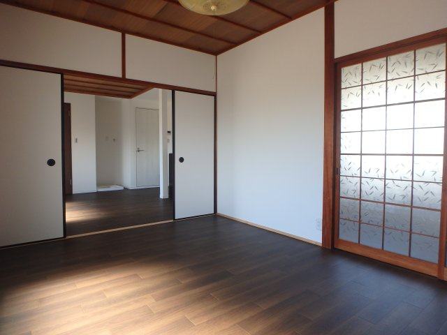 R5年リノベ東町借家の洋室|東町　リノベ東町借家2F　1LDK　キッチ洋室