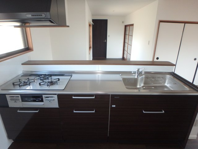 R5年リノベ東町借家のキッチン|東町　借家2F　1LDK　キッチン