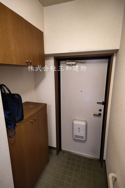 ロワイヤル守屋の玄関|同間取り別室の参考写真です
