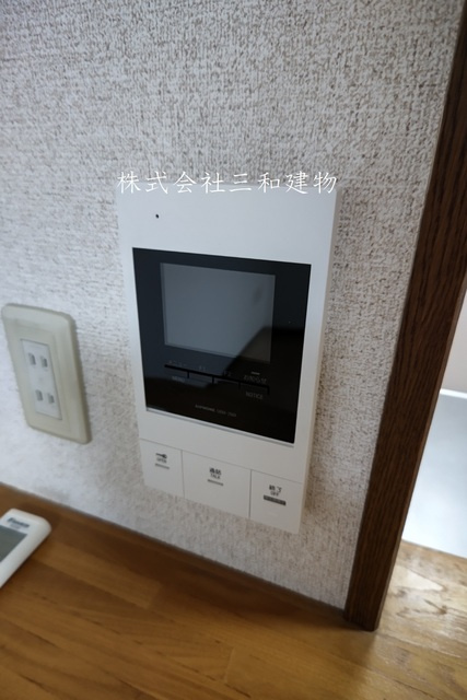 ロワイヤル守屋のセキュリティ|同間取り別室の参考写真です