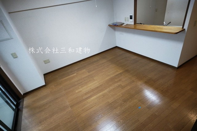 ロワイヤル守屋の居間・リビング|同間取り別室の参考写真です