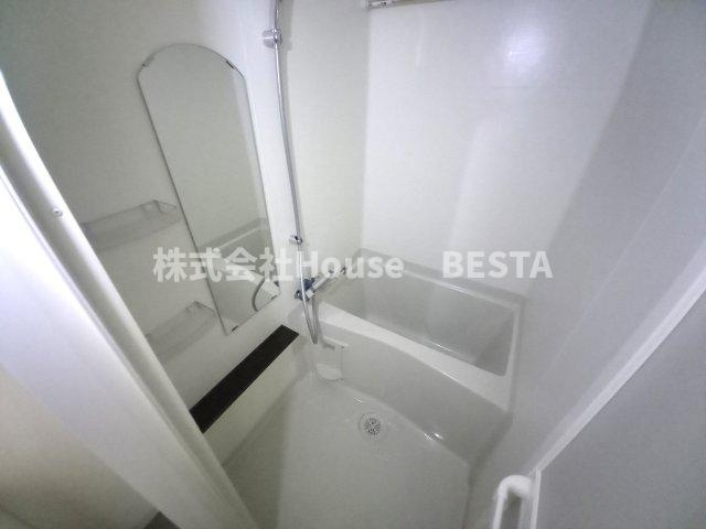 プレサンス兵庫ヴィアーレの浴室