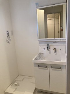 【洗面所】 | Quadrato綾之町