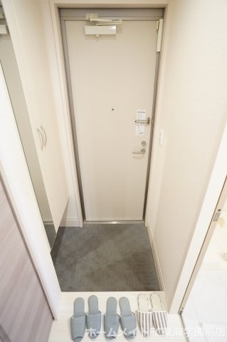 熊本市中央区内坪井町のアパートの玄関