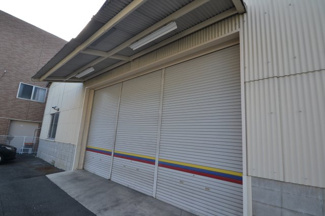 【外観】 | 倉庫側