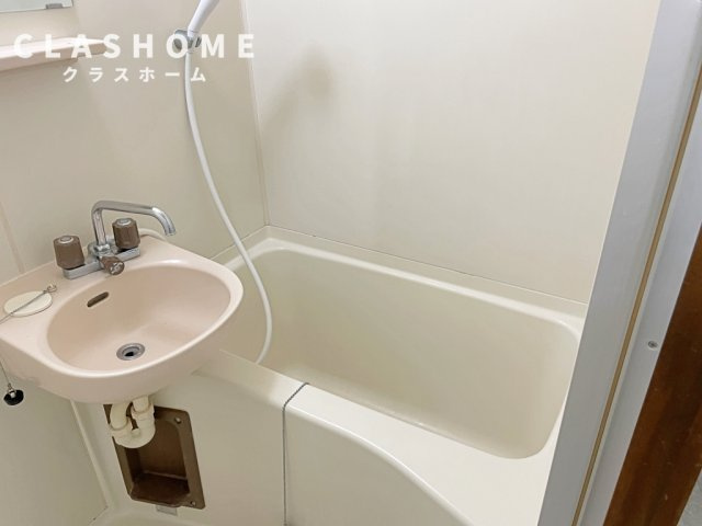 パレス三宝　　　刈谷市近郊の賃貸はクラスホームの浴室|同物件の別部屋になります。