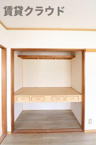 メゾンブランシュ弐番館の収納|大きなものも収納できそうです