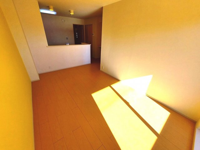 オルキスコートの居間・リビング