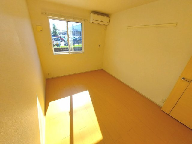 オルキスコートの寝室