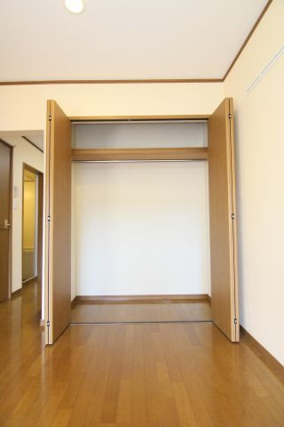 ル・グランヴェールⅡの収納|※同仕様写真になります。
別部屋の参考写真です。