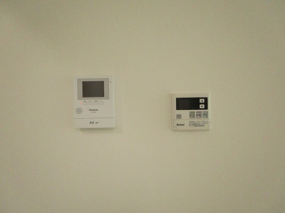 【設備】 | セントラルビレッヂ | TVインターホン　給湯リモコン