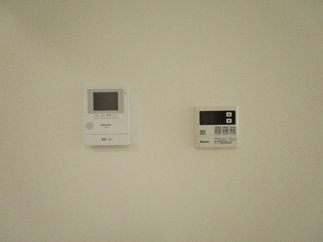【設備】 | セントラルビレッヂ | TVインターホン　給湯リモコン