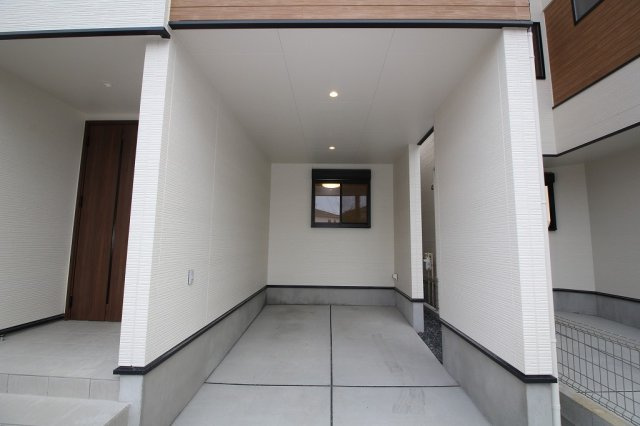 MELDIA中村区京田町2丁目の駐車場|【売主施工例】ビルトインガレージ