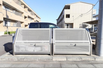 【その他共用部分】 | クレッセント | ゴミストッカー