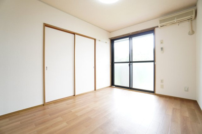 【洋室】 | エスポワール壱番館 | ※同物件・同タイプの写真です。