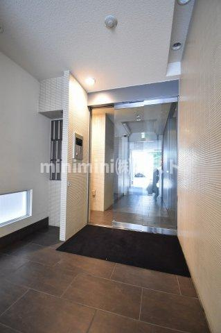 W.O.B AWAZAのロビー