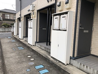 レオパレスHARUの玄関