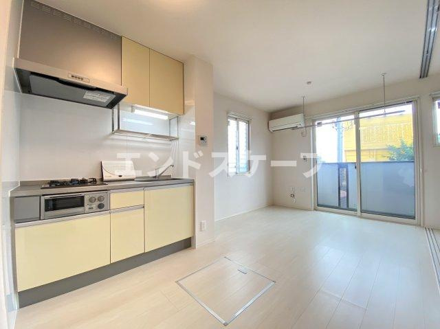 シャトレグランの居間・リビング|高崎、前橋エリアのお部屋探しはエンドスケープまで！お客様の理想お聞かせ下さい♪