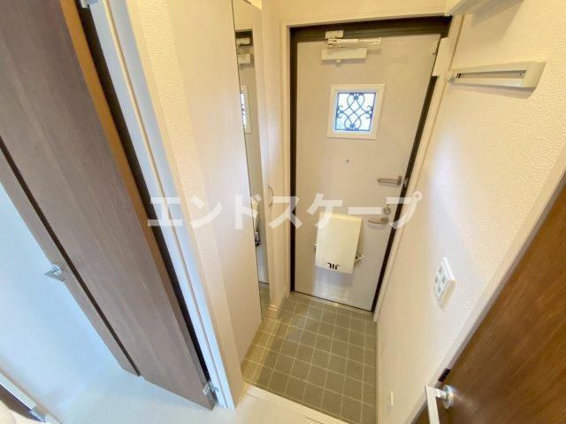 シャトレグランの玄関|高崎、前橋エリアのお部屋探しはエンドスケープまで！お客様の理想お聞かせ下さい♪