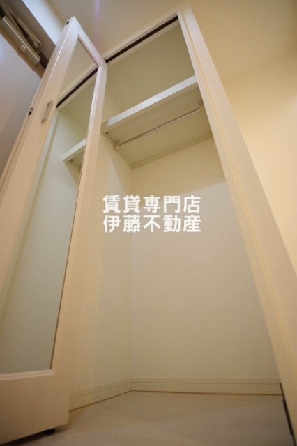 セレーノオオゾネの収納|クローゼット