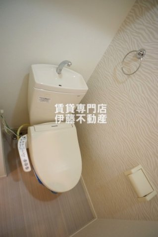 セレーノオオゾネのトイレ|温水洗浄暖房便座