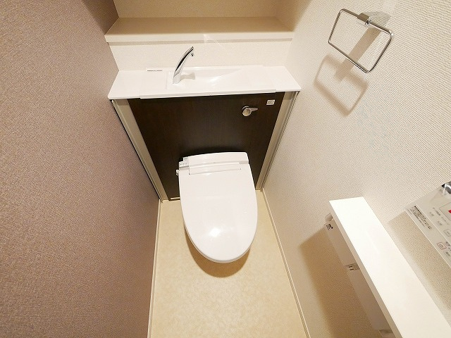 プラトウハウスのトイレ|シンプルで使いやすいトイレです