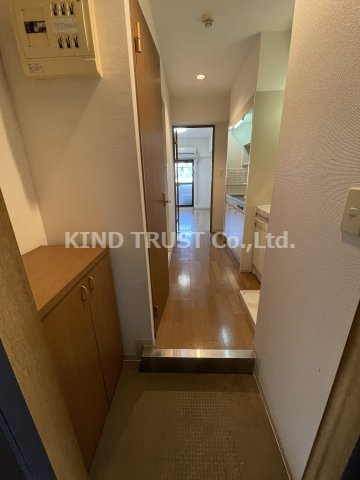 新梅田プライムの玄関|シンプルで使いやすい玄関です