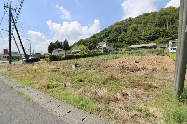 足利市八椚町の売地の外観