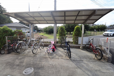 【その他共用部分】 | シェグラヴェート | 駐輪場