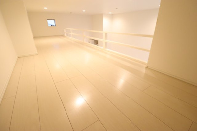【寝室】 | Sansovino