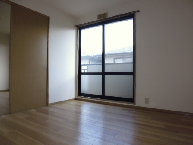 レイモンドサンヴィレッジＤの寝室|洋室７帖