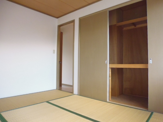 レイモンドサンヴィレッジＤの内装|洋室変更