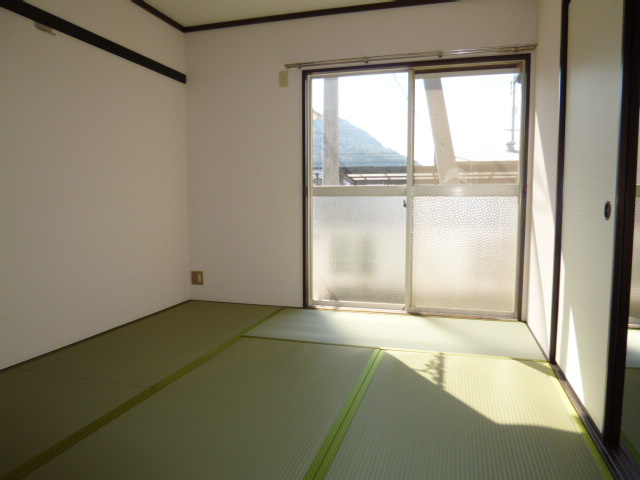 フレグランス倉敷の居間・リビング|和室→洋室