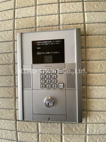デセンテ北梅田のセキュリティ