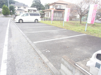 敷地内駐車場です♪※空き要確認