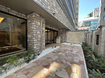 【庭】 | プレジオ難波