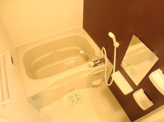 【浴室】 | メゾン　かきつばた | バス