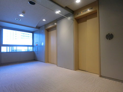 麹町クリスタルシティ西館のその他共用部分|エレベータ