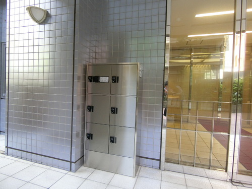 麹町クリスタルシティ西館のその他共用部分|宅配ボックス