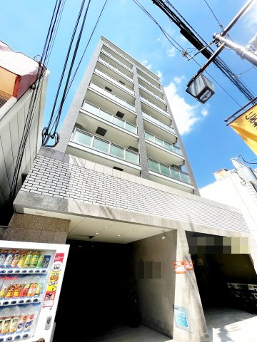 ドルフ今里駅前の外観